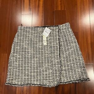New NWT Max Studio Black White Tweed Skirt Frayed Wrap Boucle Knit Mini Sz Large